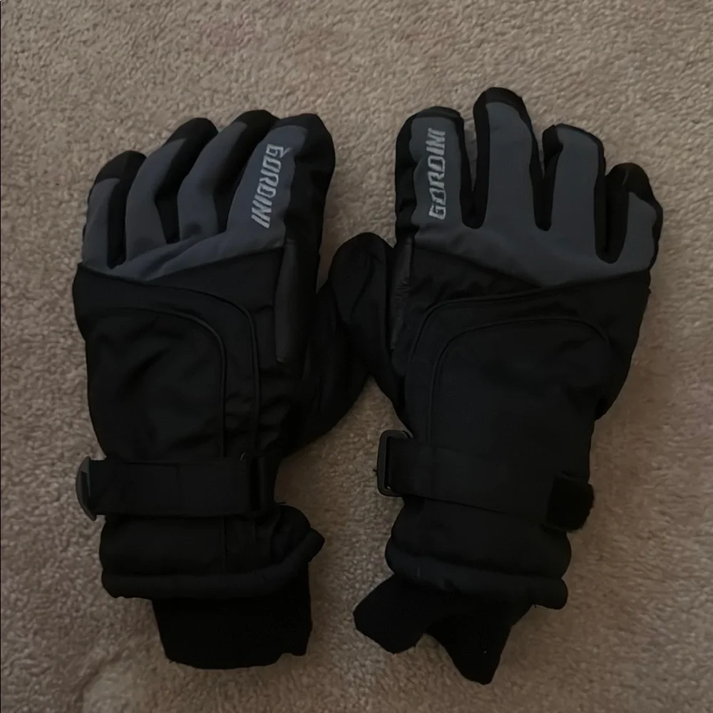 Kids Gordini Black Mittens